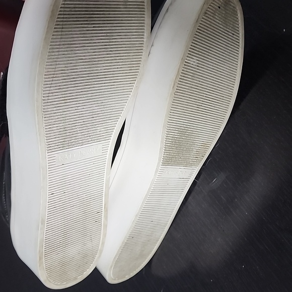 Black patent leather style katy perry shoe, women's 9 - Picture 5 of 6